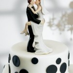 weddingCakeCouple